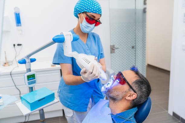 Best Weekend Emergency Dental Services in Lipatria, CA
